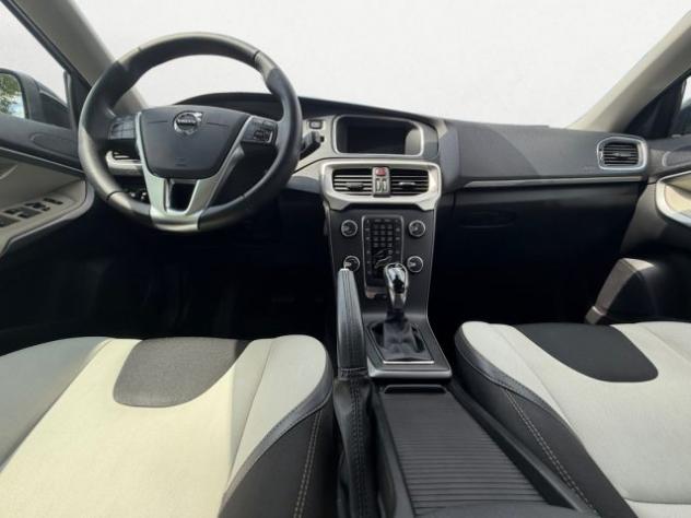 VOLVO V40 Cross Country D3 Geartronic Business Plus rif. 18483636 - Foto 10