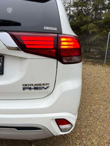 Mitsubishi Outlander 2.0 MIVEC 4WD PHEV Instyle Diamond SDA - Foto 7