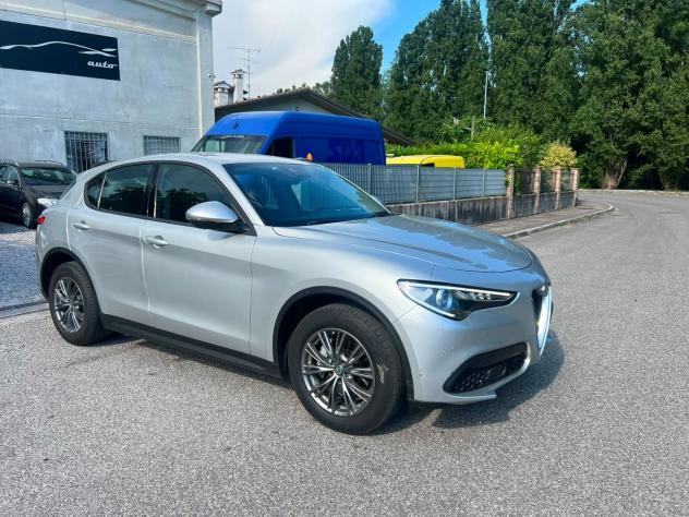 Alfa Romeo Stelvio 2.2 Turbodiesel 190 CV AT8 Q4 4x4 integrale - Foto 4