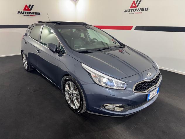 Kia Ceed cee'd 1.6 GDI DCT 5 porte Platinum FULL OPTIONAL TETTO APRIBILE - Foto 4