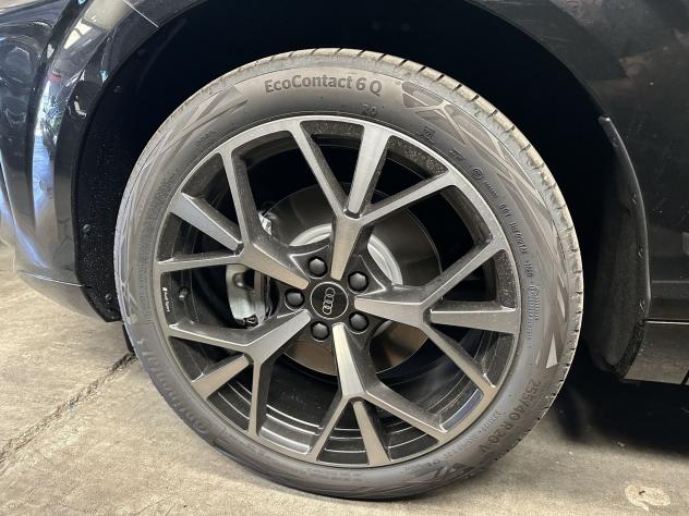 Audi Q3 SPB 40 TDI S line quattro S tronic Black Line *TETTO, 20", TECH+, PROMO AZZURRA* - Foto 5