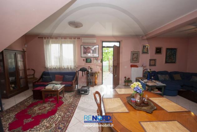 RIF. VIL6249 - CHIGNOLO PO - Villetta a schiera arredata: 4 locali e servizi. Box e giardino. - Foto 5