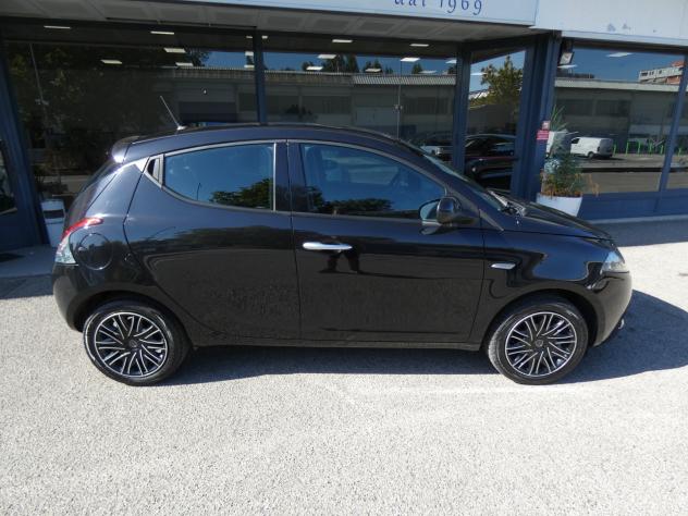 LANCIA Ypsilon 3ª serie Ypsilon 1.0 FireFly 5 porte S&S Hybrid Gold - Foto 4