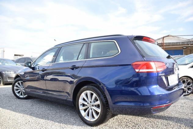 VOLKSWAGEN Passat Variant SW EXECUTIVE FULL 2.0TDI 150CV 6M - PELLE - NAVI - SENSORI - CRUISE AD - BT - ADAS - IVA DETRAIBILE - Foto 3