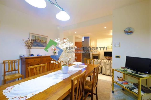 Villa indipendente con giardino, terrazzo e garage € 395.000 trattabili - Foto 11