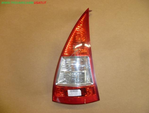 FANALE POST.D.(dal 11/2005) BIANCO CITROEN C3 (A8/A31) 5 porte  Parti elettriche  Fanaleria  Fanali  Fanale post. sx. CITROEN - C3 5 porte - 01-03-200
