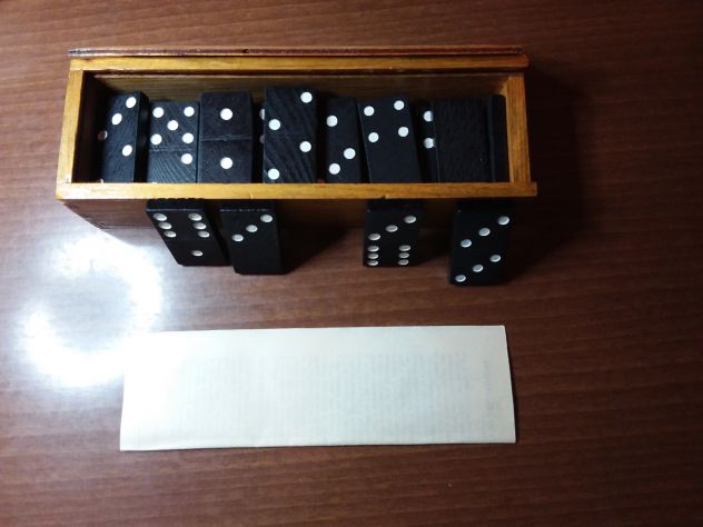 Domino in legno