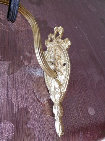 Applique antica in bronzo dorato con Tulip in vetro serigrafato di Murano - Foto 4