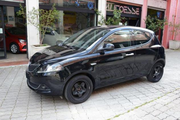 LANCIA Ypsilon 1.0 FireFly 5 porte S&S Hybrid Gold rif. 23940124