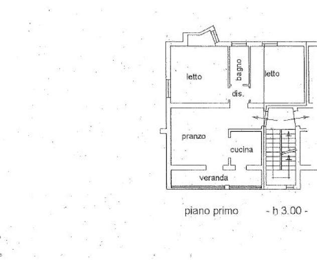 Appartamento con due camere da letto, corte e servizi annessi - Foto 18