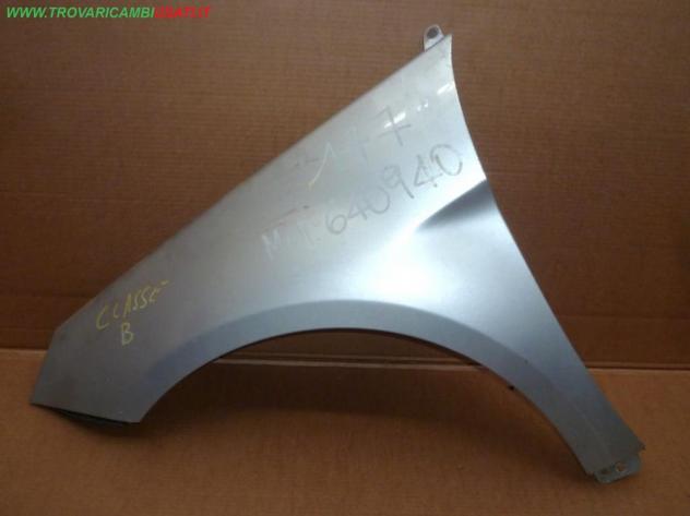 PARAFANGO ANT.S. ARGENTO (Br.t) Carrozzeria Lamierati esterni Fiancate Parafango ant. MERCEDES - Classe B - 01-04-2005 - 01-06-2008