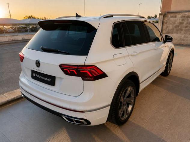 VOLKSWAGEN Tiguan 2.0 TDI 150 CV SCR DSG R-Line LUCI AMBIENTE rif. 23947271 - Foto 5