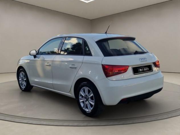 AUDI A1 SPB 1.6 TDI Attraction rif. 24180389 - Foto 3