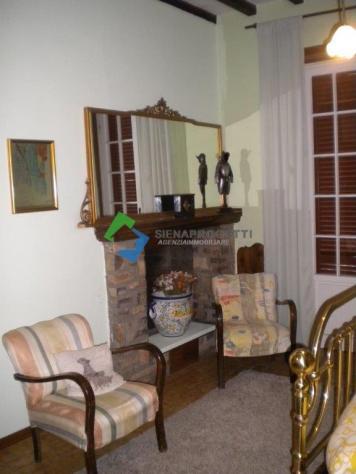 Porzione di Villa a pochi chilometri da Siena . - Foto 11