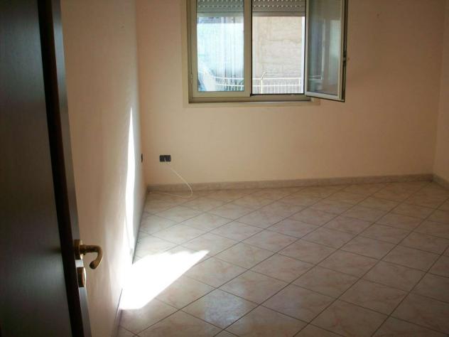 V000403 - VENDESI APPARTAMENTO AL 2° PIANO DI 110 MQ - Foto 20