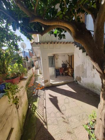 APPARTAMENTO di 2 vani e di 65 mq (MESSINA) rif. 2VS17128