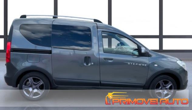 DACIA Dokker 1.2 TCe 115CV Stepway Celebration GPL rif. 22397523 - Foto 9