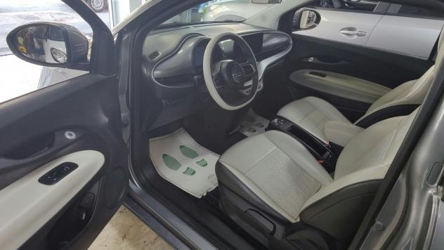 Fiat 500e Berlina 42 kWh - Foto 7