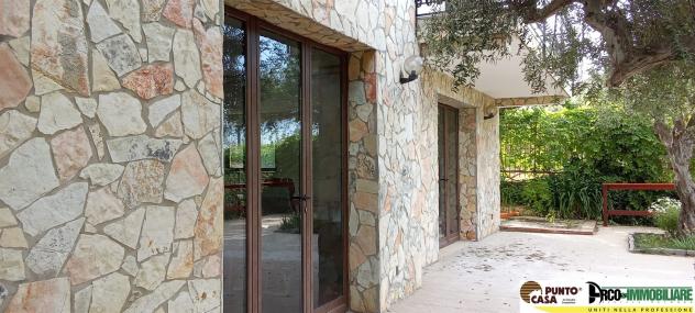 Casteldaccia – Contrada Fiorilli | Strada Ferrante Panoramica Villa unifamiliare con ampio giardino di circa 1.350 mq