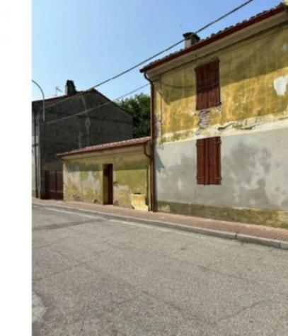 Immobile in asta di 163 m² con più di 5 locali in vendita a Gussola - Foto 2