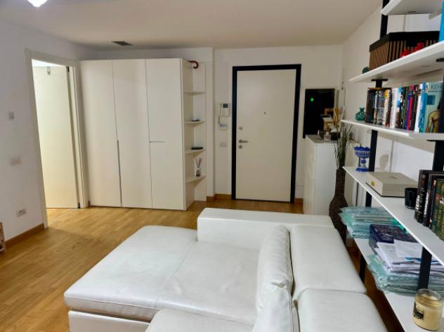 Appartamento di 65 m² con 2 locali e box auto in vendita a Milano - Foto 12