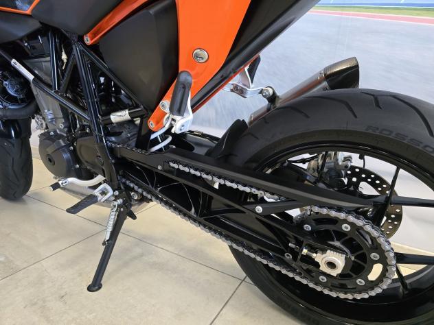KTM 690 Duke 04/2017 - Km 34600 - Foto 8