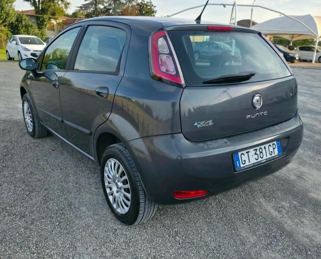 Fiat Punto 1.4 8V 5 porte Naturalpower Lounge - Foto 5