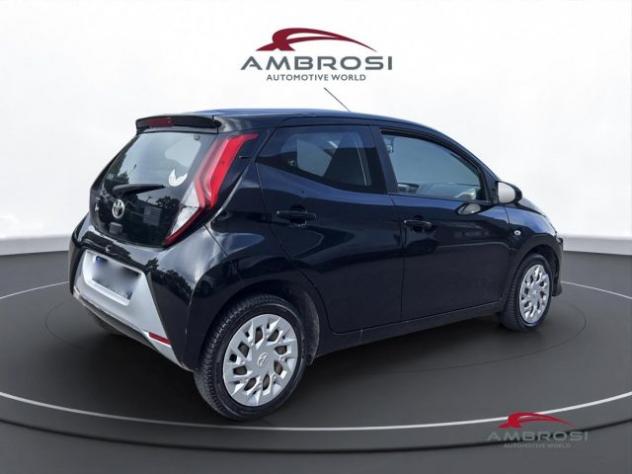 TOYOTA Aygo Connect 1.0 VVT-i 72 CV 5 porte x-play MMT rif. 24174367 - Foto 3