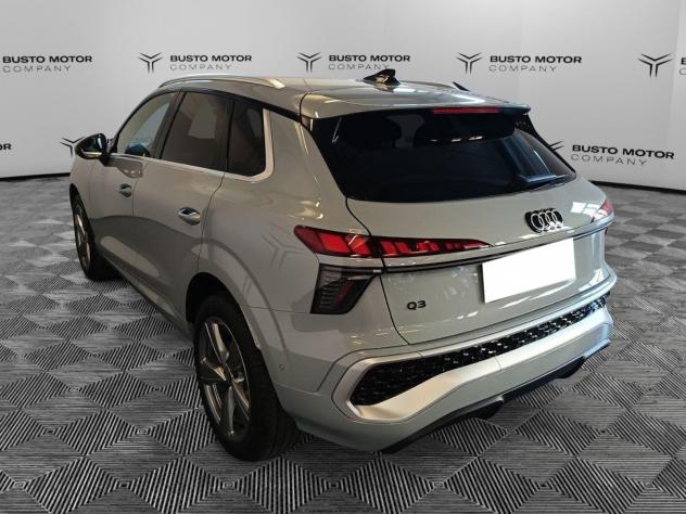 Audi Q3 Q3 1.5 tfsi mhev S line edition 150cv s-tronic - Foto 4