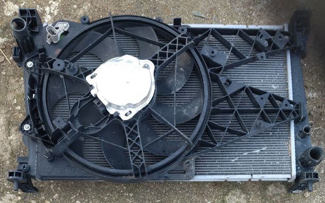Radiatore+ ventola Alfa Romeo gt 150 cavalli