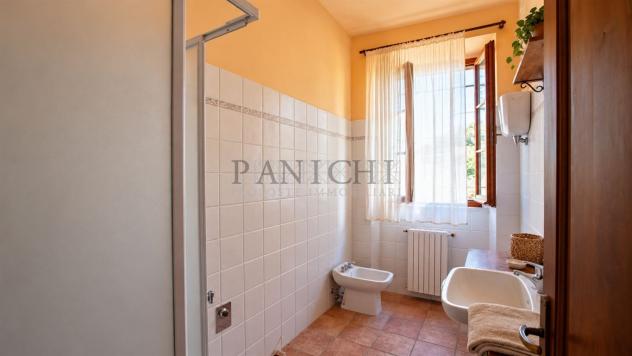 Edificio storico con piscina, annessi e terreno - Foto 18