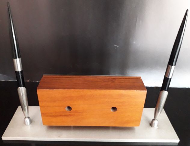 Set di strumenti da scrivania Honeywell vintage anni'50, montati su una base - Foto 6
