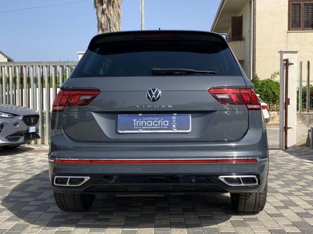 Volkswagen Tiguan R-Line 2.0 TDI 150CV DSG - Foto 5