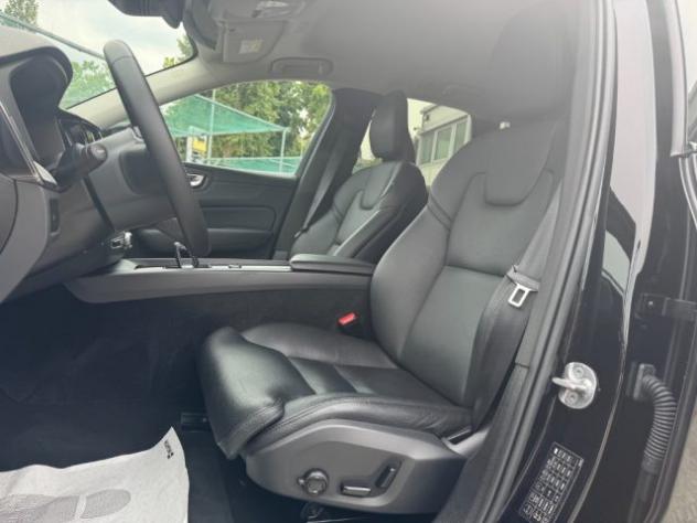 VOLVO XC60 B4 automatico Plus Dark rif. 23940810 - Foto 10