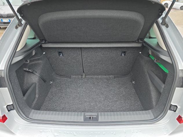 Škoda Kamiq Kamiq 1.0 tsi Black Dots 95cv - Foto 10