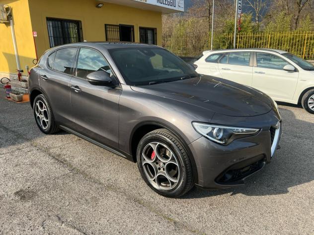 Alfa Romeo Stelvio 2.2 Turbodiesel 190 CV AT8 Q4 Executive - Foto 9