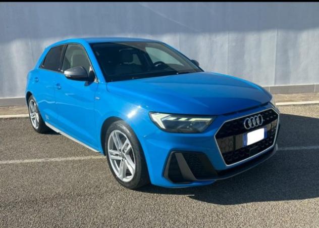 AUDI A1 SPB 40 TFSI S tronic S line edition rif. 22849084 - Foto 2