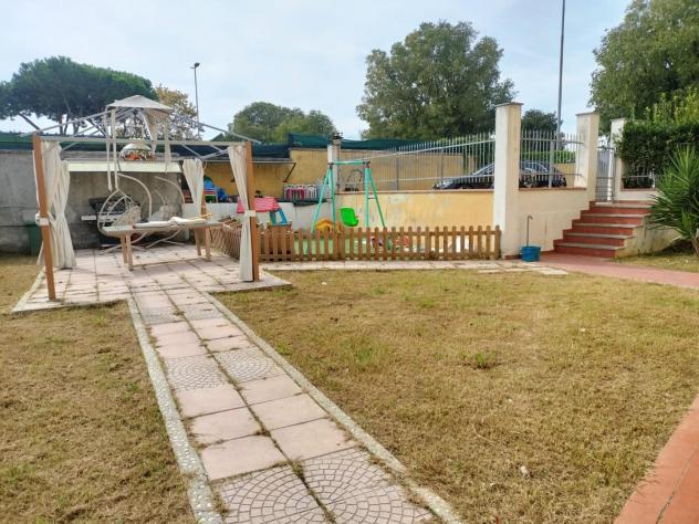 Casa semindipendente in vendita a Avenza - Carrara 240 mq Rif: 1450490 - Foto 2