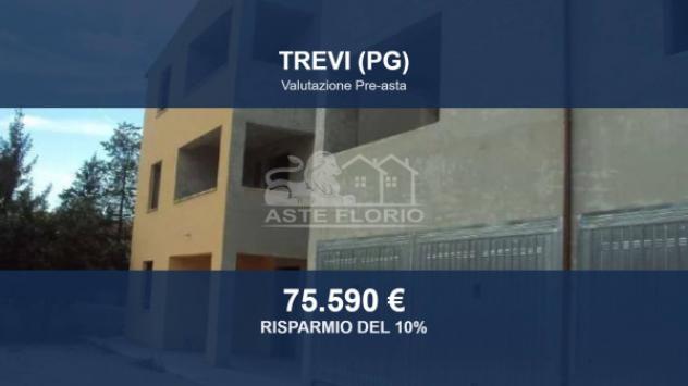 Immobile in asta di 120 m², box auto in vendita a Trevi