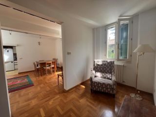 APPARTAMENTO di 6 vani e di 140 mq (BOLOGNA) rif. 5MLG