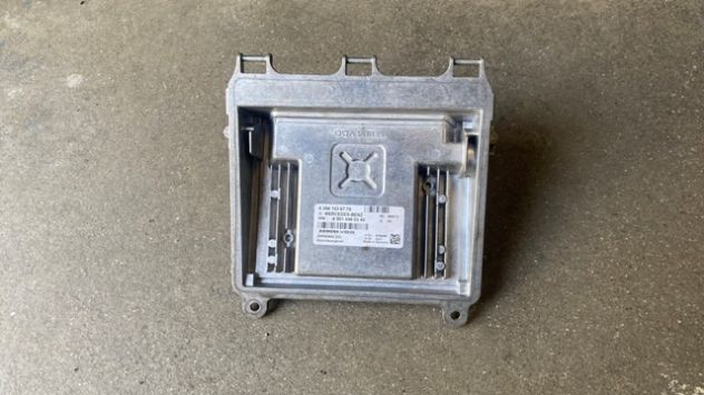 Centralina motore Mercedes Classe A150 del 2007 (A2661536779)