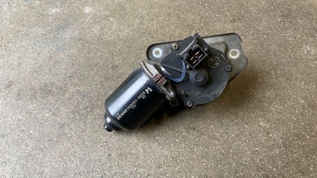 Motorino tergicristallo anteriore Suzuki Jimny del 2004 (059050-6836)