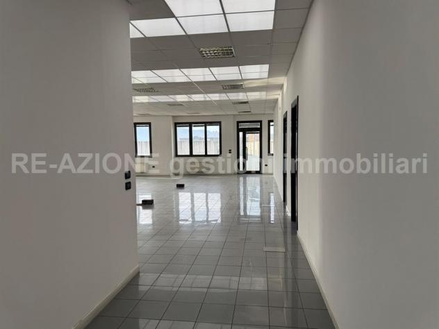 UFFICI DIREZIONALI O AD USO COMMERCIALE ALTAVILLA VICENTINA - VICENZA - Foto 4