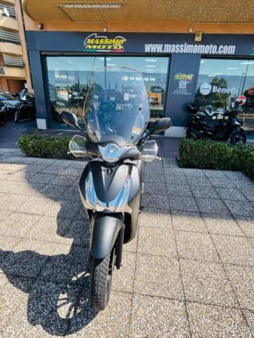HONDA SH 150 SPORT PASSAGGIO E TAGLIANDO INCLUSO MINI RATE rif. 24114076 - Foto 5
