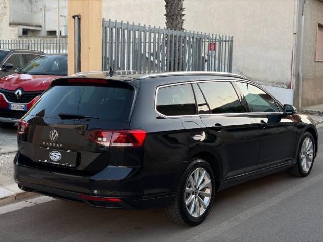 VOLKSWAGEN Passat Variant 2.0 TDI 150 DSG Business rif. 23944866 - Foto 3