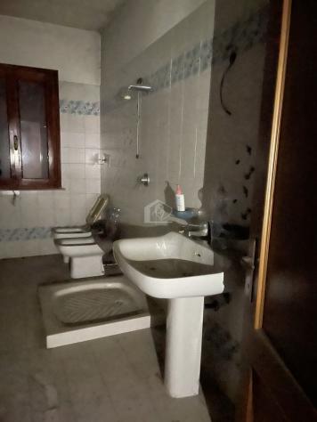 Novellara vendesi casa indipendente 8 vani 265 Mq - Foto 2
