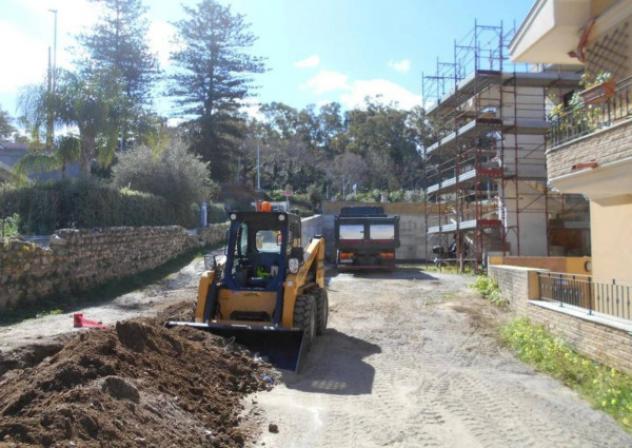 Immobile in asta di 230 m² con più di 5 locali in vendita a Saponara - Foto 6