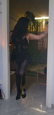 Karina esperta massaggi tantra sensuali top - Foto 2 Tel:3761855885