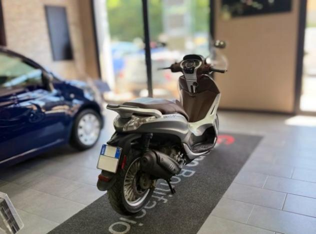 PIAGGIO Beverly 300 i.e. ABS-ASR rif. 23698749 - Foto 4