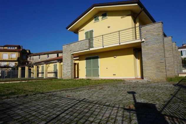 Casa semindipendente in vendita a Avenza - Carrara 130 mq Rif: 1255178